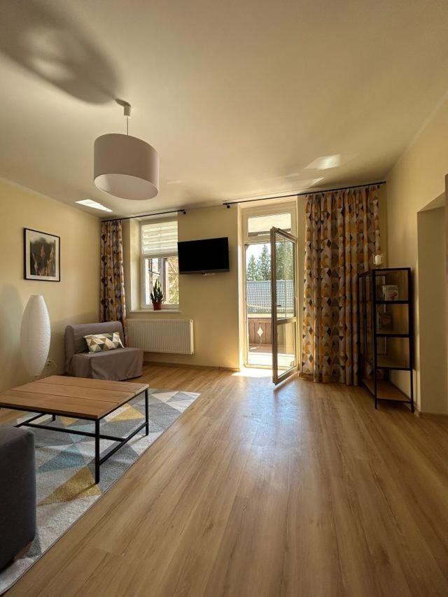 Apartament Nad Galeria Blisko Centrum Kudowy Kudowa-Zdroj Dış mekan fotoğraf